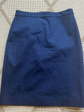 NWT J Crew Classic Navy Blue Work Career Pencil Skirt Size 6 classic minimalist